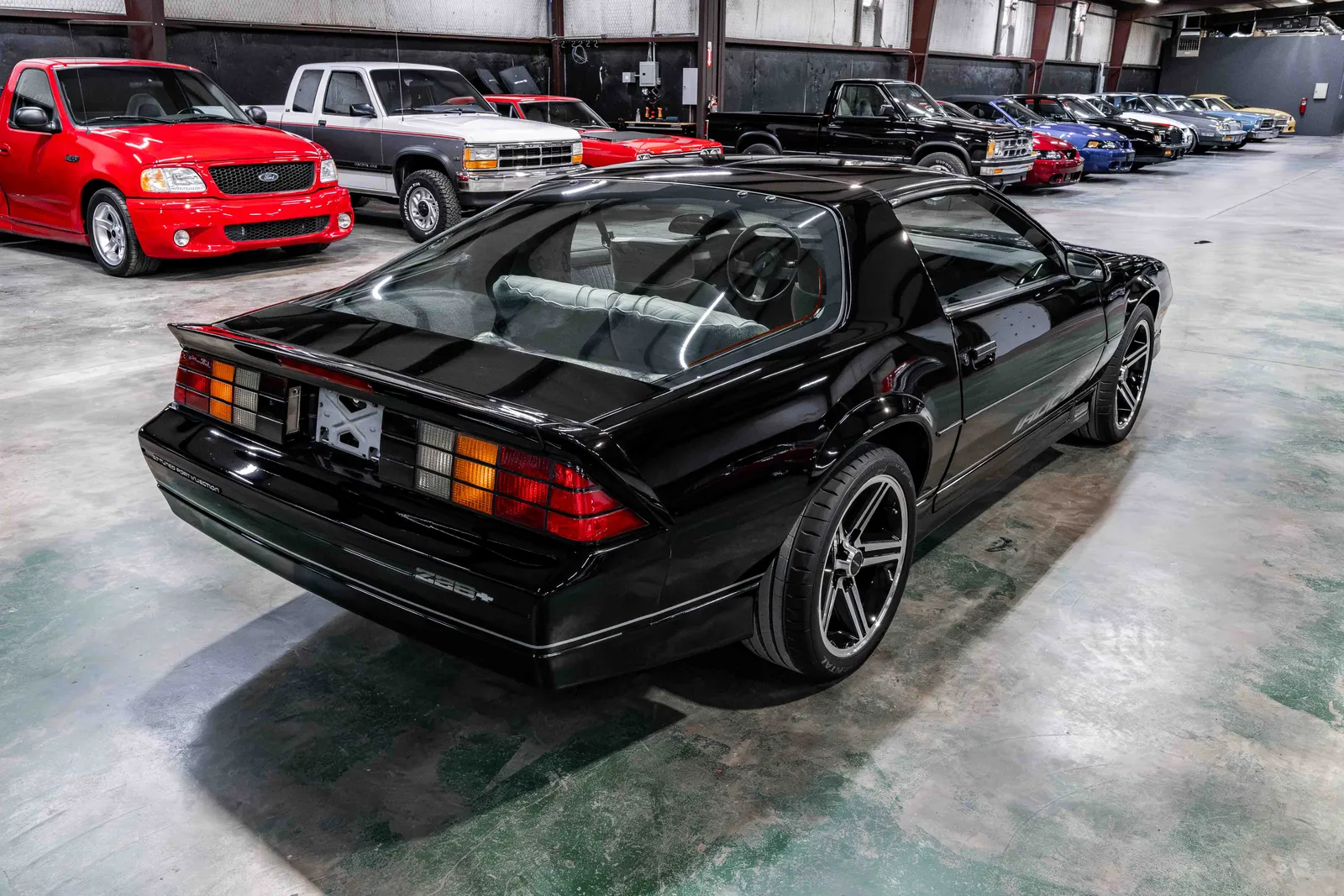 1987-Chevrolet-Camaro-Onyx Black-155823-37.jpg